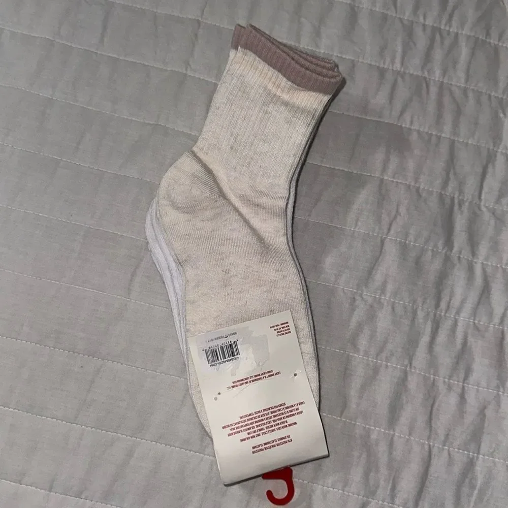 Lucky Brand Ladies 5 pk White Cream Tan Shortie Crew Socks